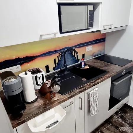 Einliegerwohnung Neu In Enz Horrheim דירה פיינגן אן אר אנץ